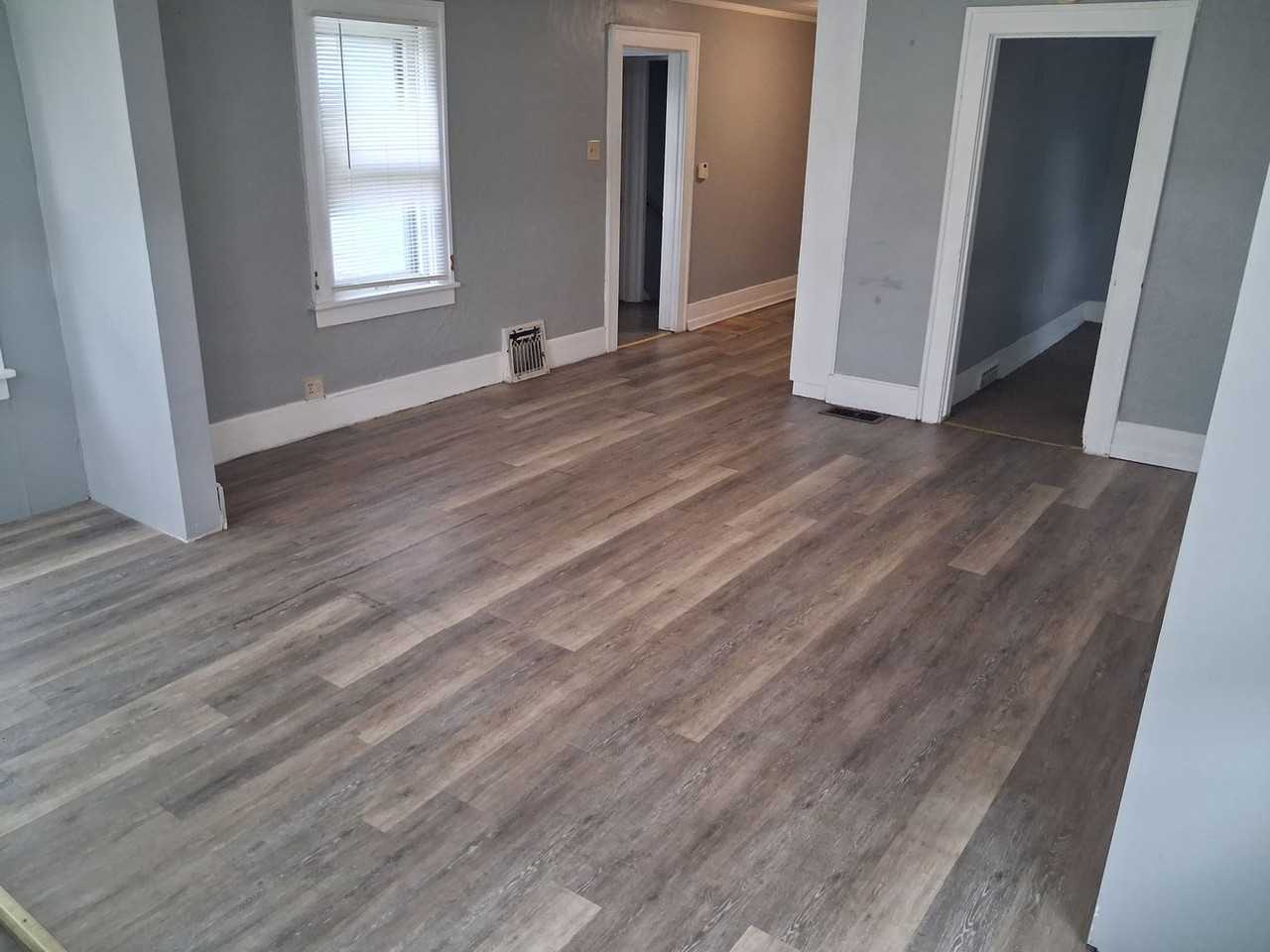 110 S Wilmoth Ave - Photo 4 of 19
