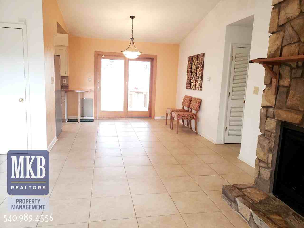 3123 Glenmont Dr - Photo 2 of 44
