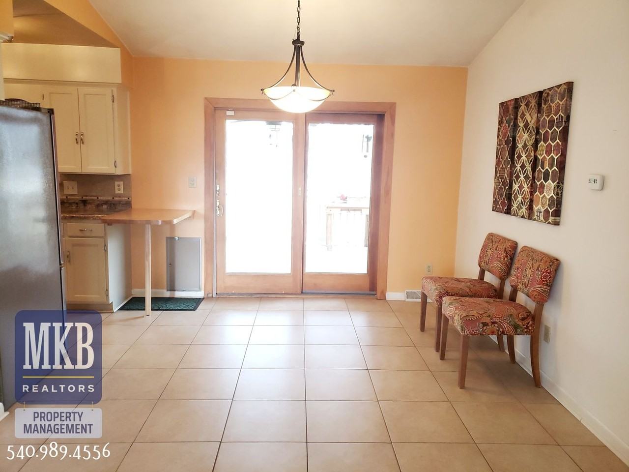 3123 Glenmont Dr - Photo 5 of 44