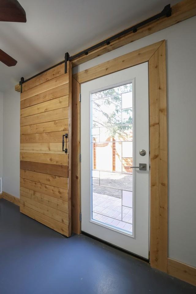 Locust Center - Photo 5 of 43