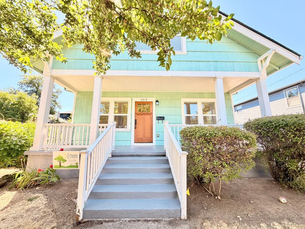 5319 Ne 16th Ave - Photo 2 of 35