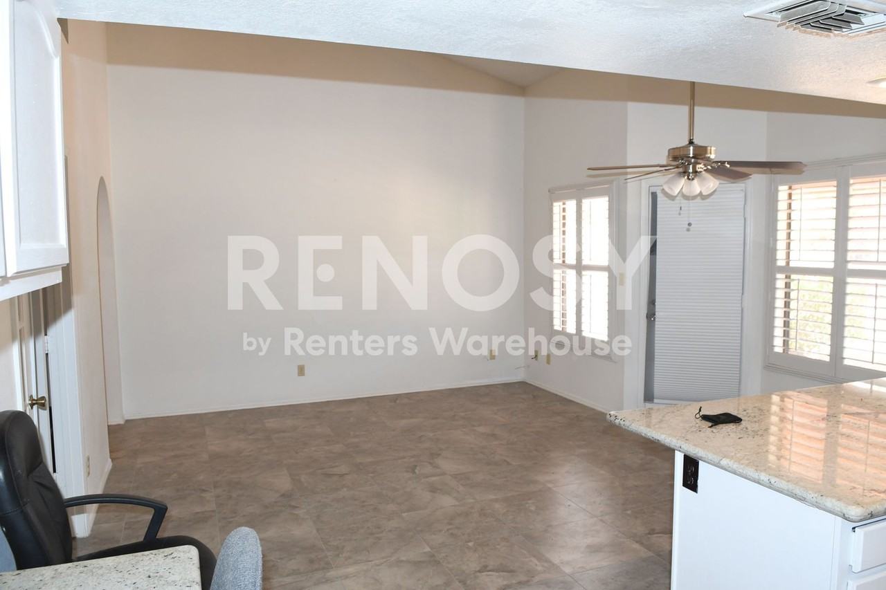 14250 N Fountain Hills Blvd - Photo 6 of 20