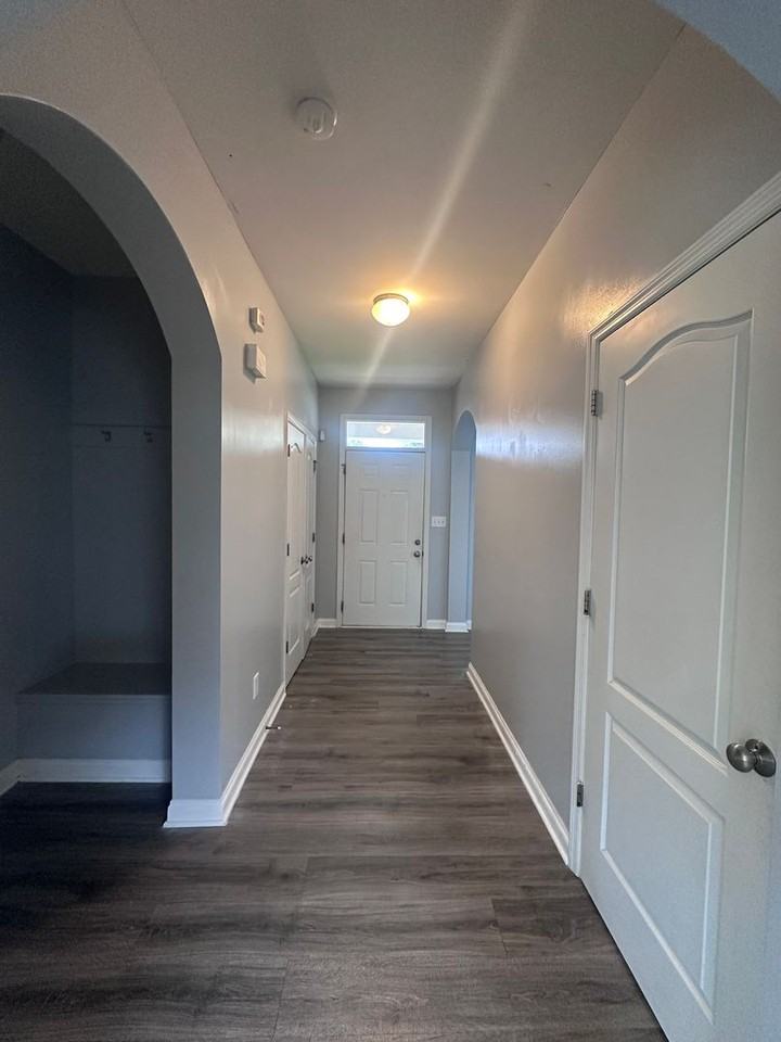 5519 Bannon Crossings Dr - Photo 5 of 39