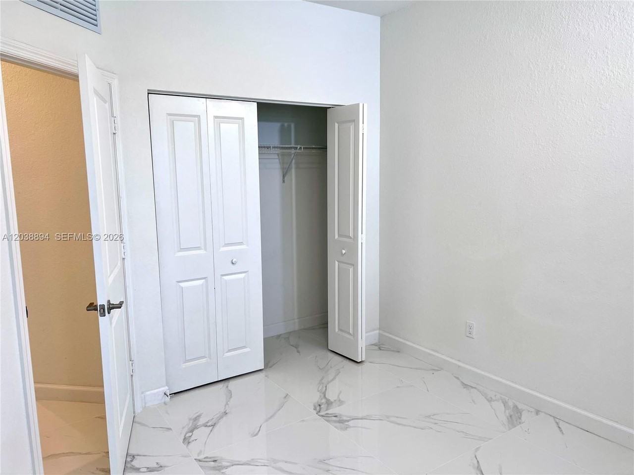 15925 Sw 2nd Pl - Photo 7 of 23