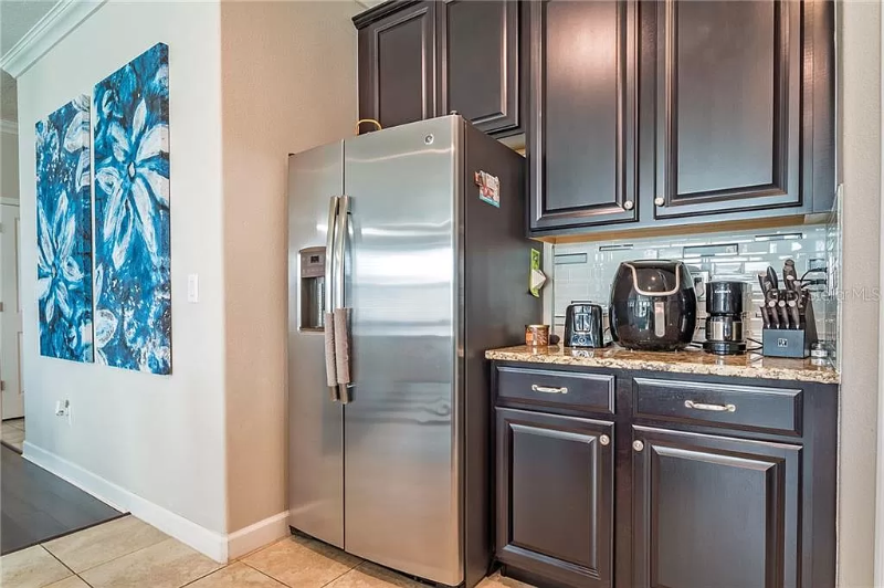 10015 Ivory Dr - Photo 6 of 15
