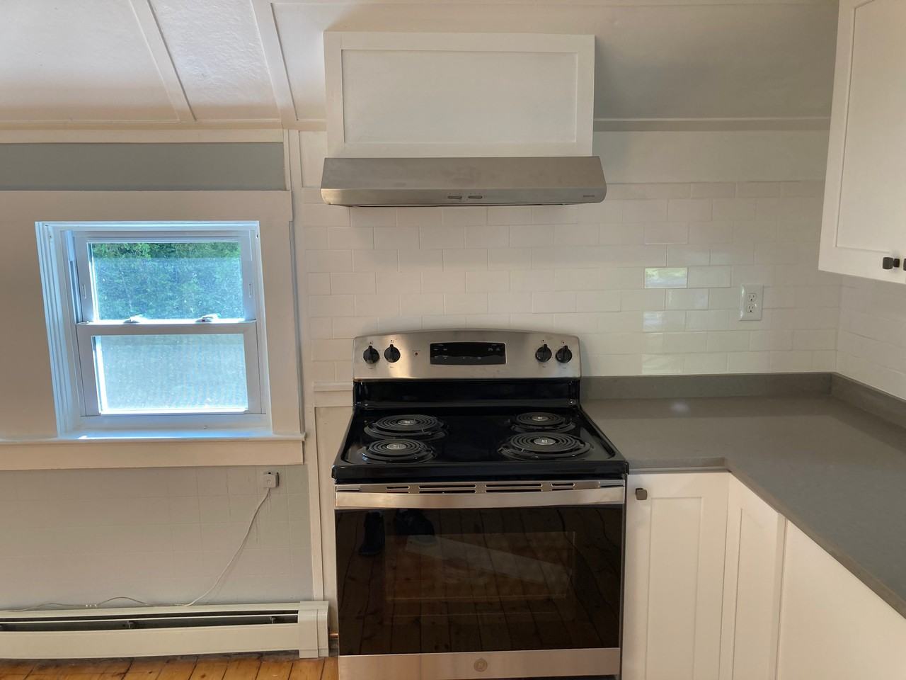 36 Tucker Ave #B - Photo 5 of 15