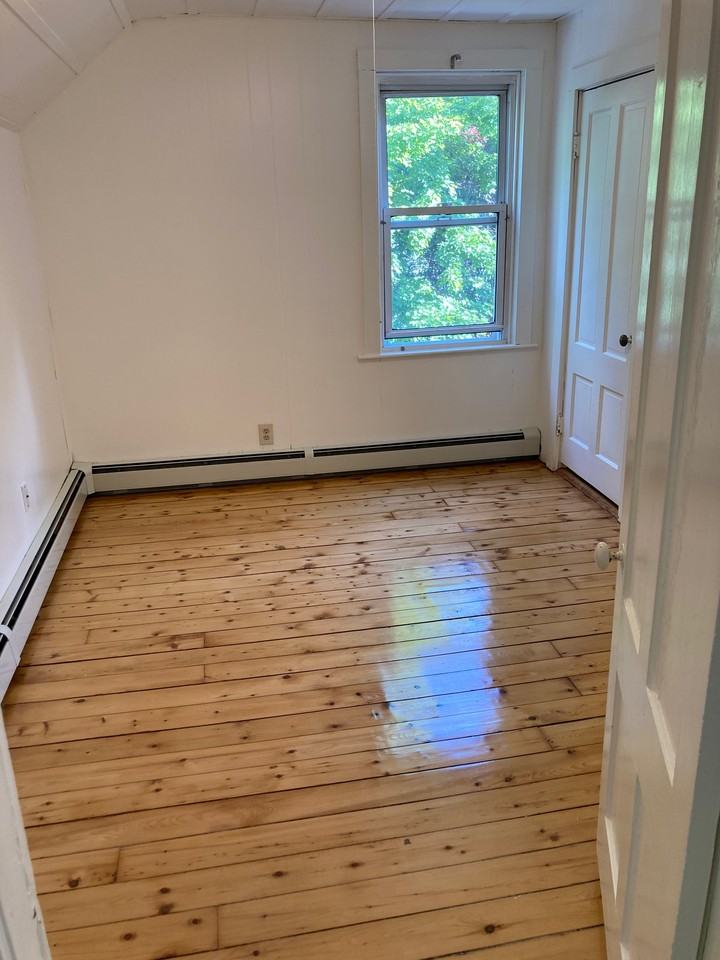 36 Tucker Ave #B - Photo 6 of 15