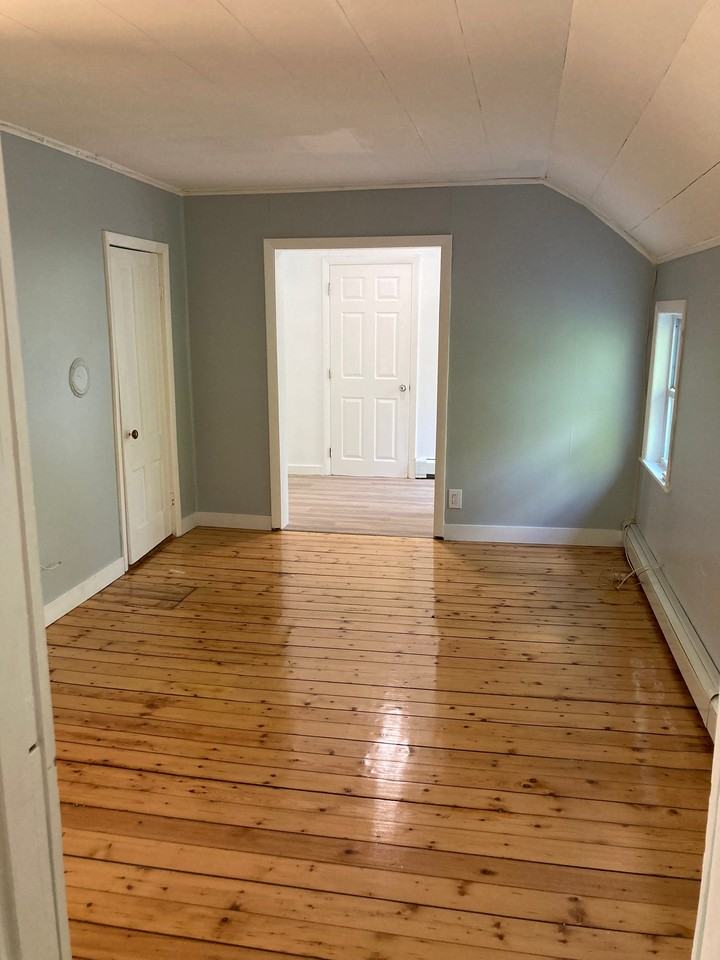 36 Tucker Ave #B - Photo 7 of 15