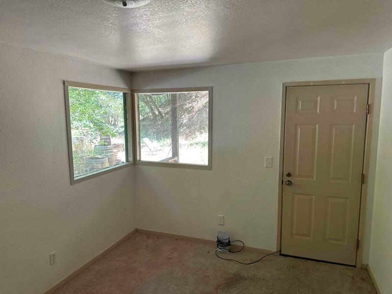 9797 Hwycottage - Photo 5 of 12