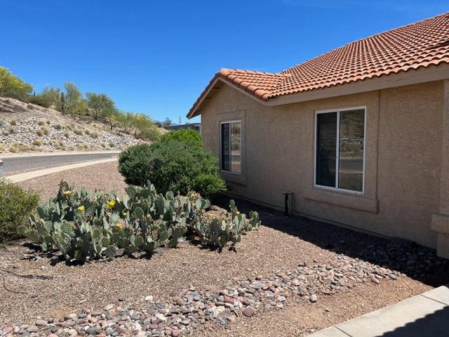 2550 S Perillo Dr - Photo 2 of 23