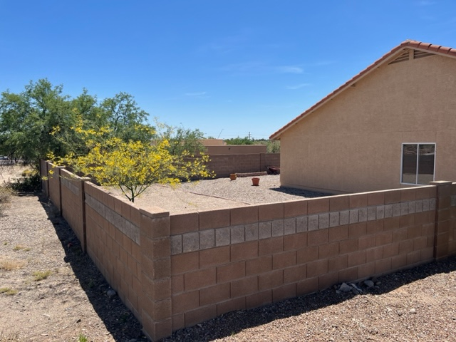 2550 S Perillo Dr - Photo 5 of 23