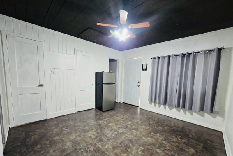 8010 Se Us Hwy #2A - Photo 2 of 14