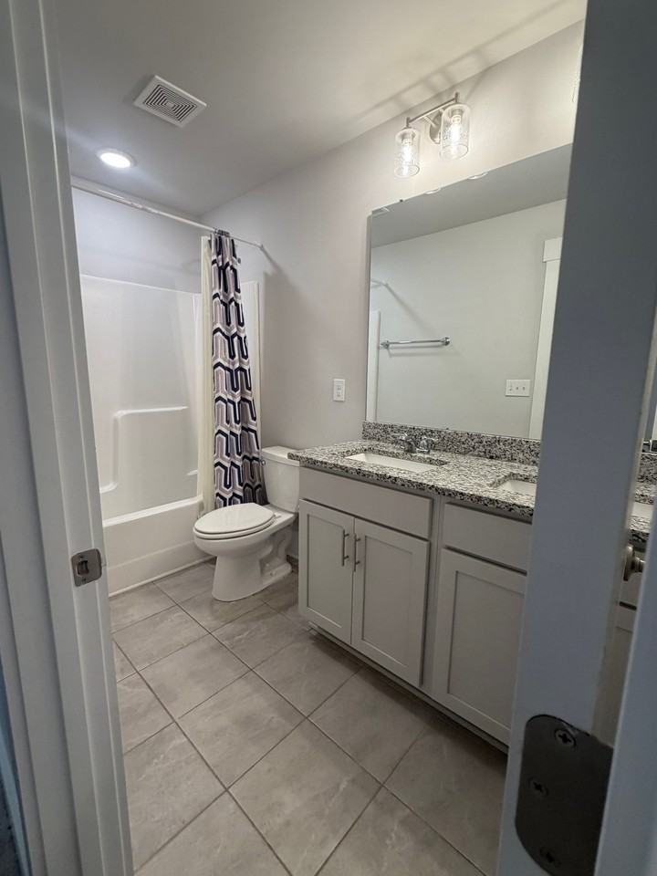 111 Fall Meadow Dr - Photo 5 of 5