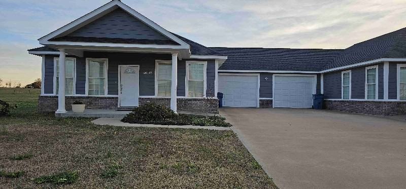 21037 Richard Ct - Photo 2 of 8