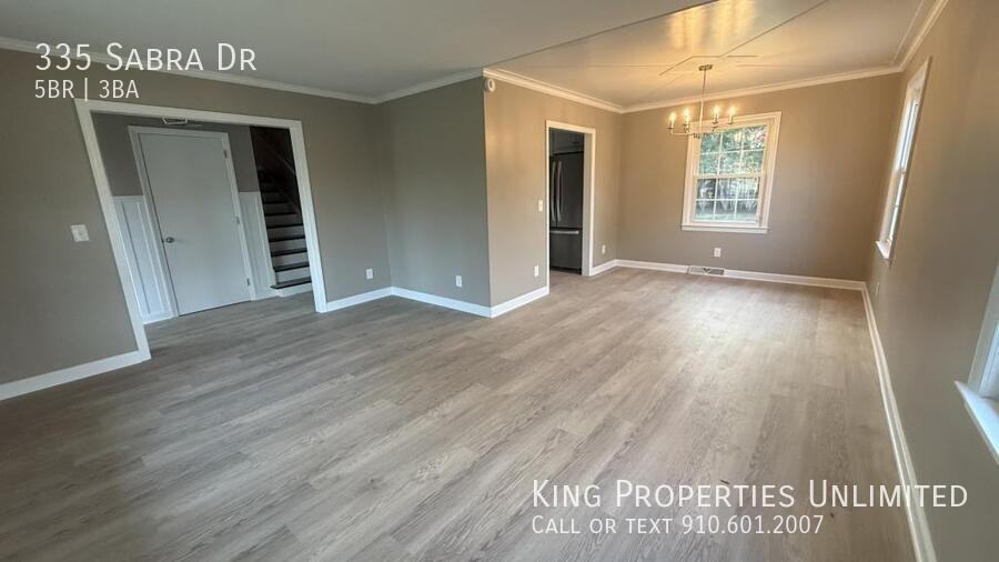 335 Sabra Dr - Photo 5 of 26