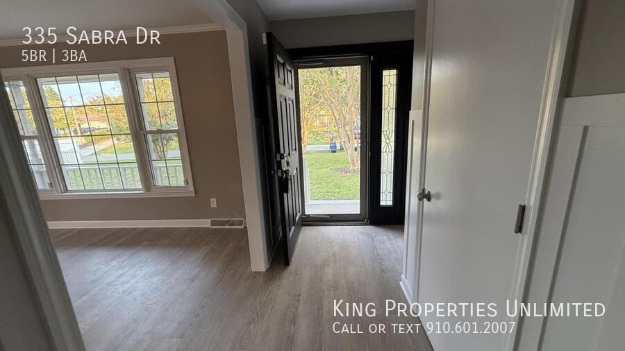 335 Sabra Dr - Photo 6 of 26