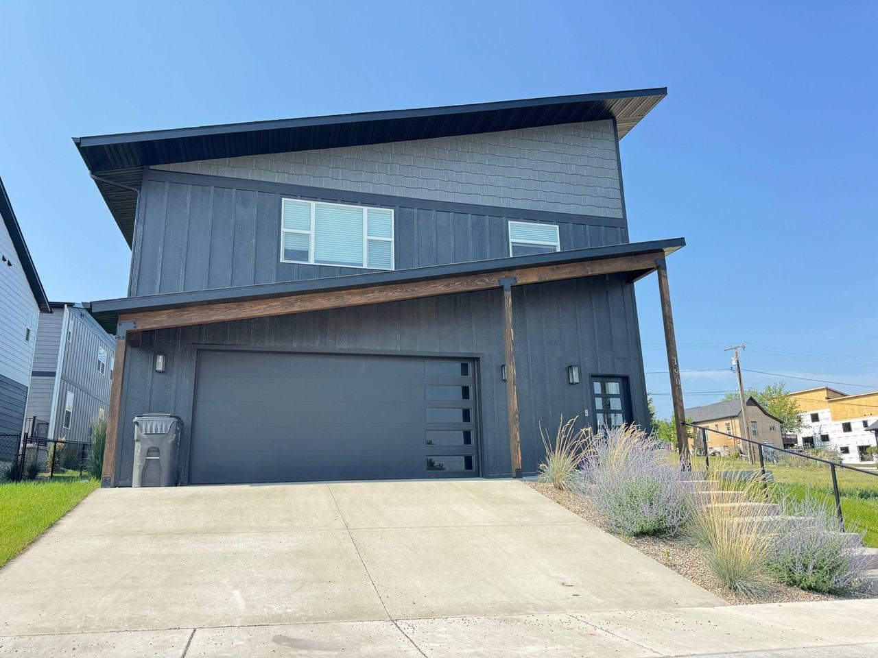 1907 Choteau St - Photo 3 of 36