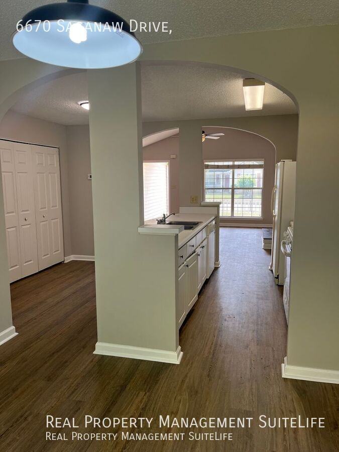 6670 Saganaw Dr - Photo 5 of 14