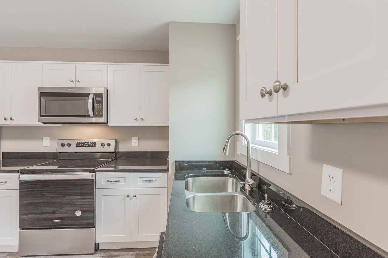 116 Wildwood Rd Ne #A - Photo 6 of 20