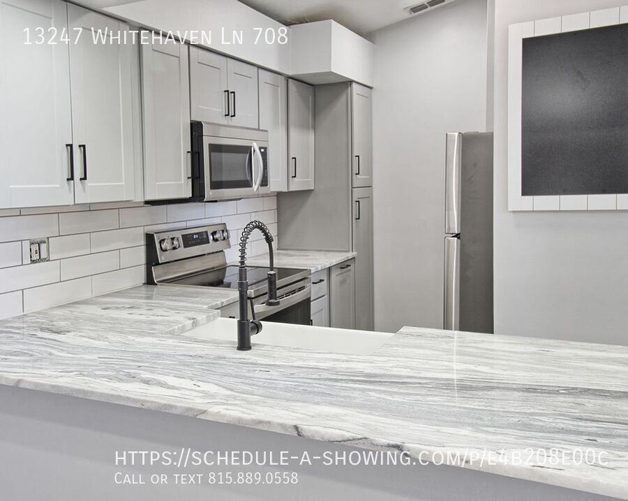13247 Whitehaven Ln - Photo 3 of 27