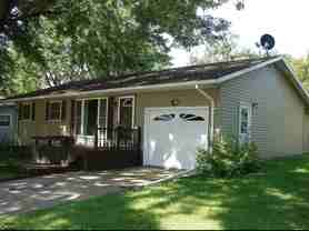 1203 N Lincoln St - Photo 1 of 1