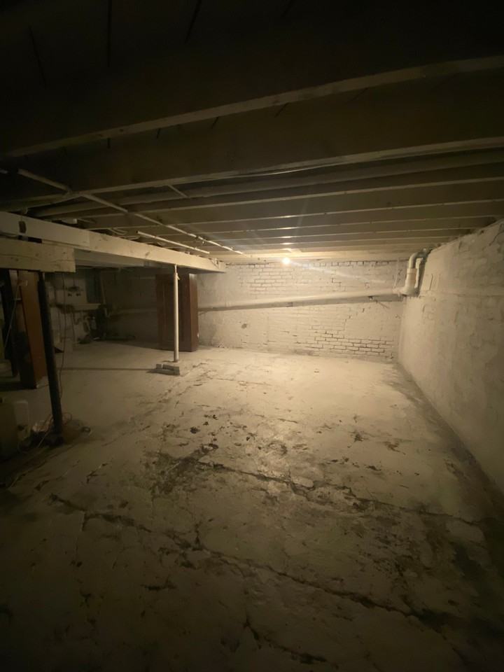 1211 6th Ave #C - Photo 5 of 6