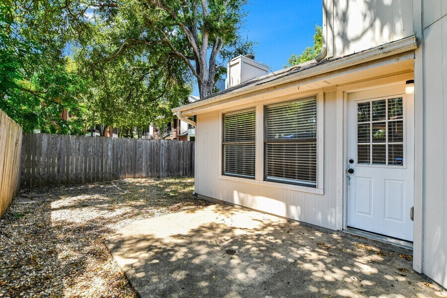 8103 Tuscarora Trl Unit A #A - Photo 3 of 21