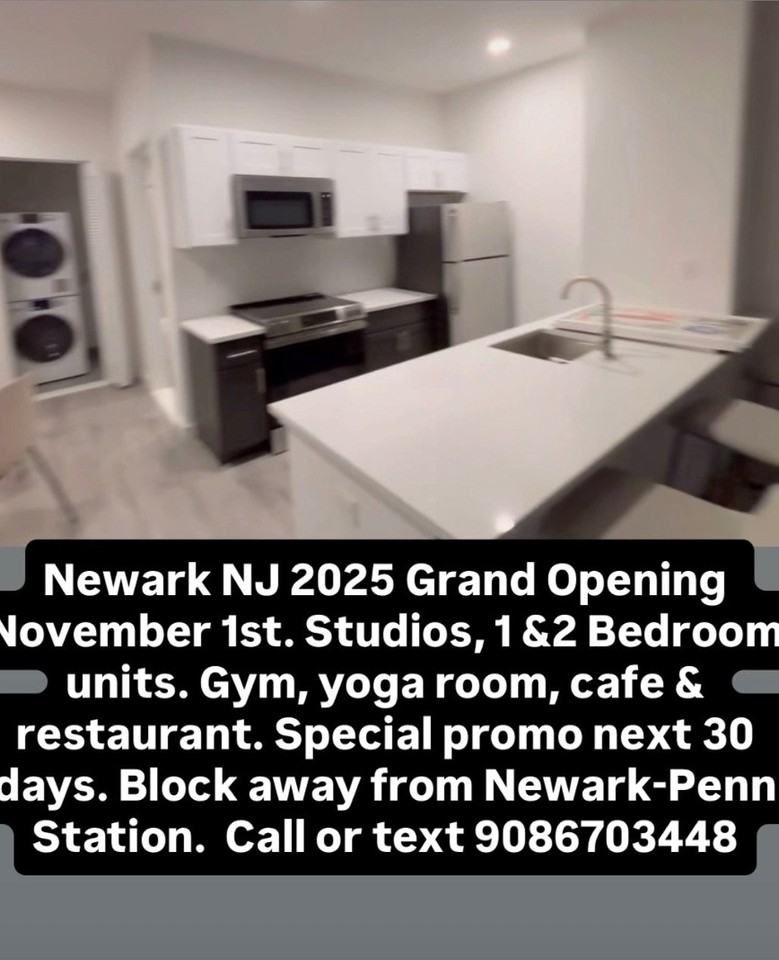 10 Commerce Ct #2C - Photo 3 of 12