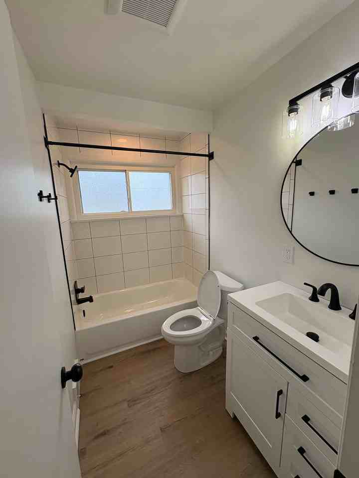 9609 Alexander Rd - Photo 4 of 15