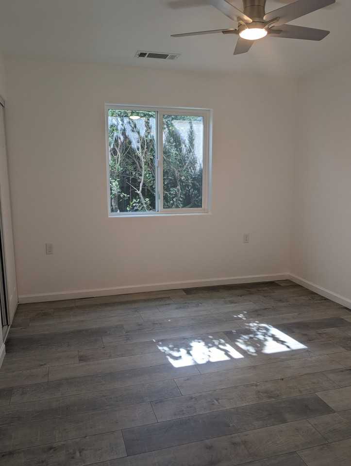 627 N Rinaldi St #1 - Photo 2 of 4