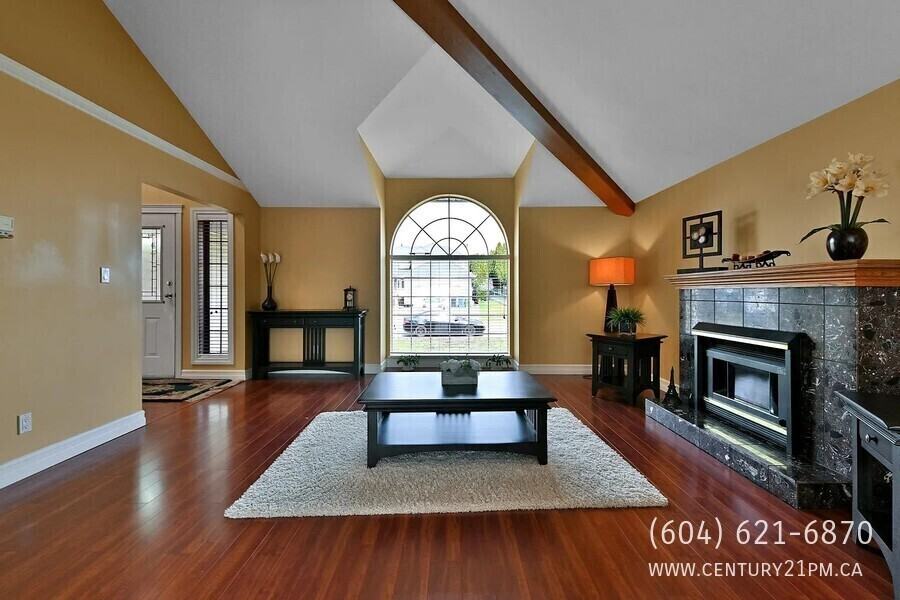 32186 Elkford Dr - Photo 4 of 24