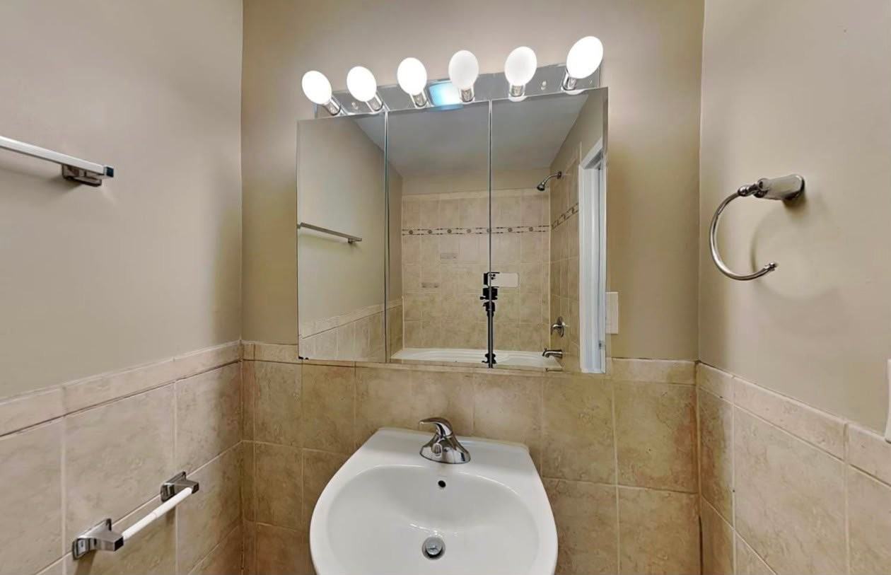 320 S Yale Ave - Photo 6 of 6