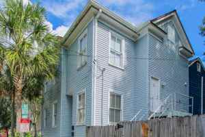 featured image of 3 Woolfe St #B