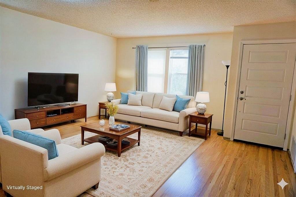 5677 Calpine Dr - Photo 3 of 16