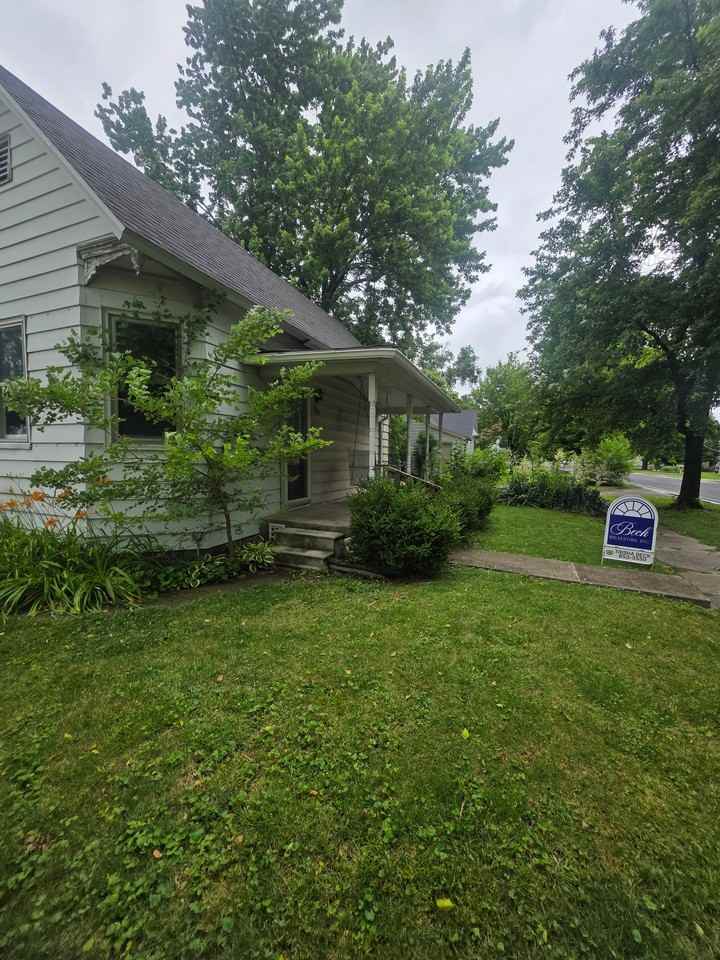 809 S Don Ryan St - Photo 3 of 20