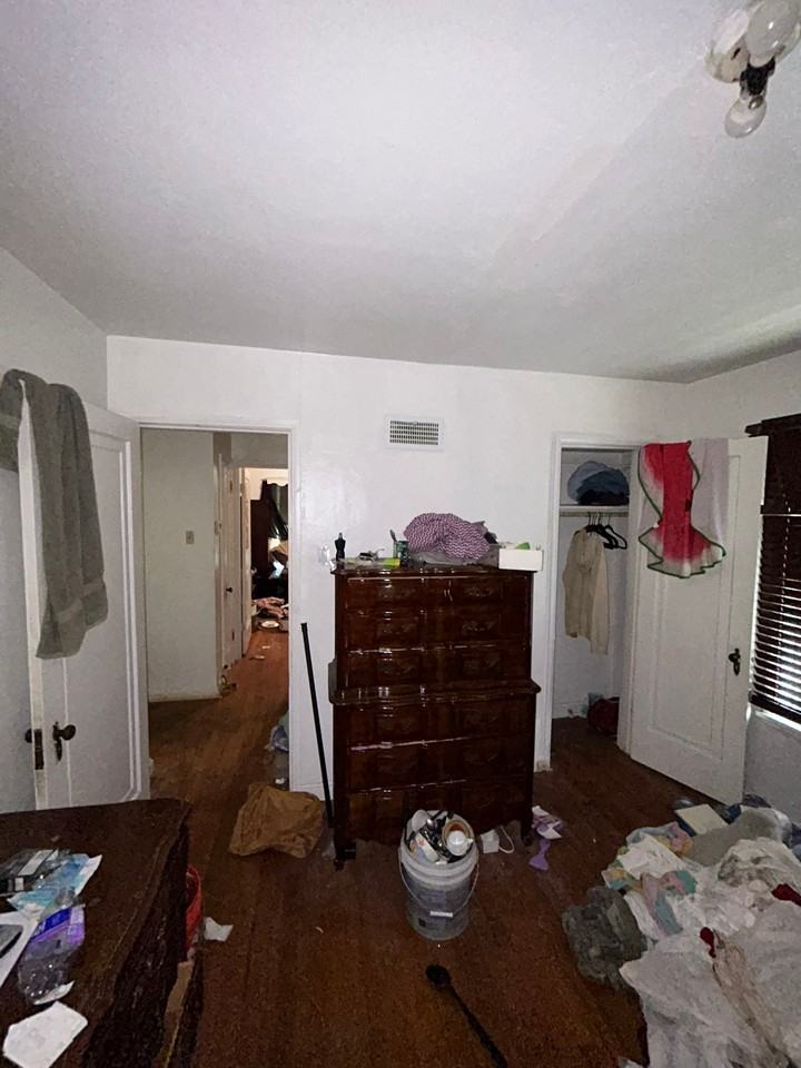 1068 Melvin Ave - Photo 7 of 19