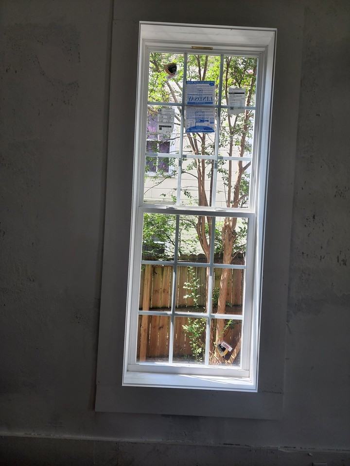 712 4th Ave Se - Photo 5 of 13