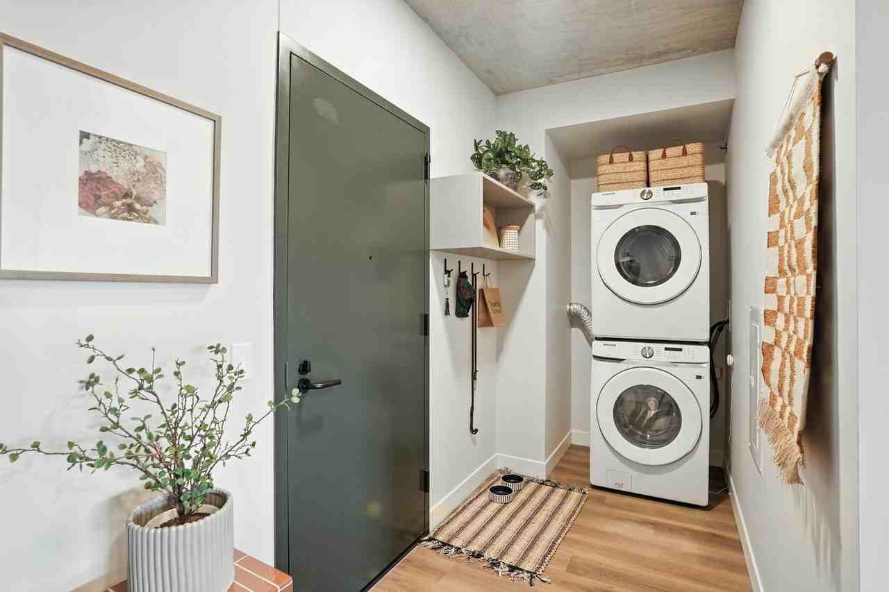 312 N May St - Photo 6 of 18