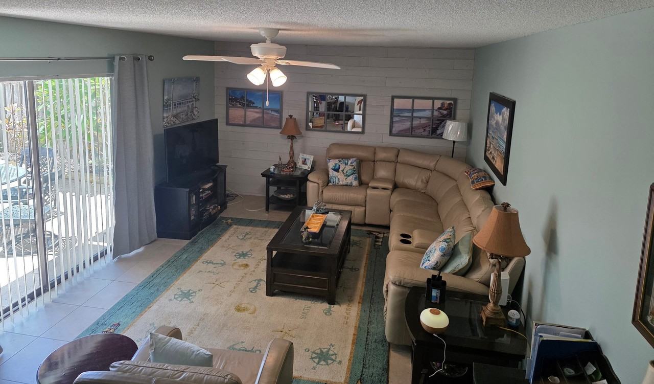 370 E Waverly Pl #3D - Photo 4 of 17