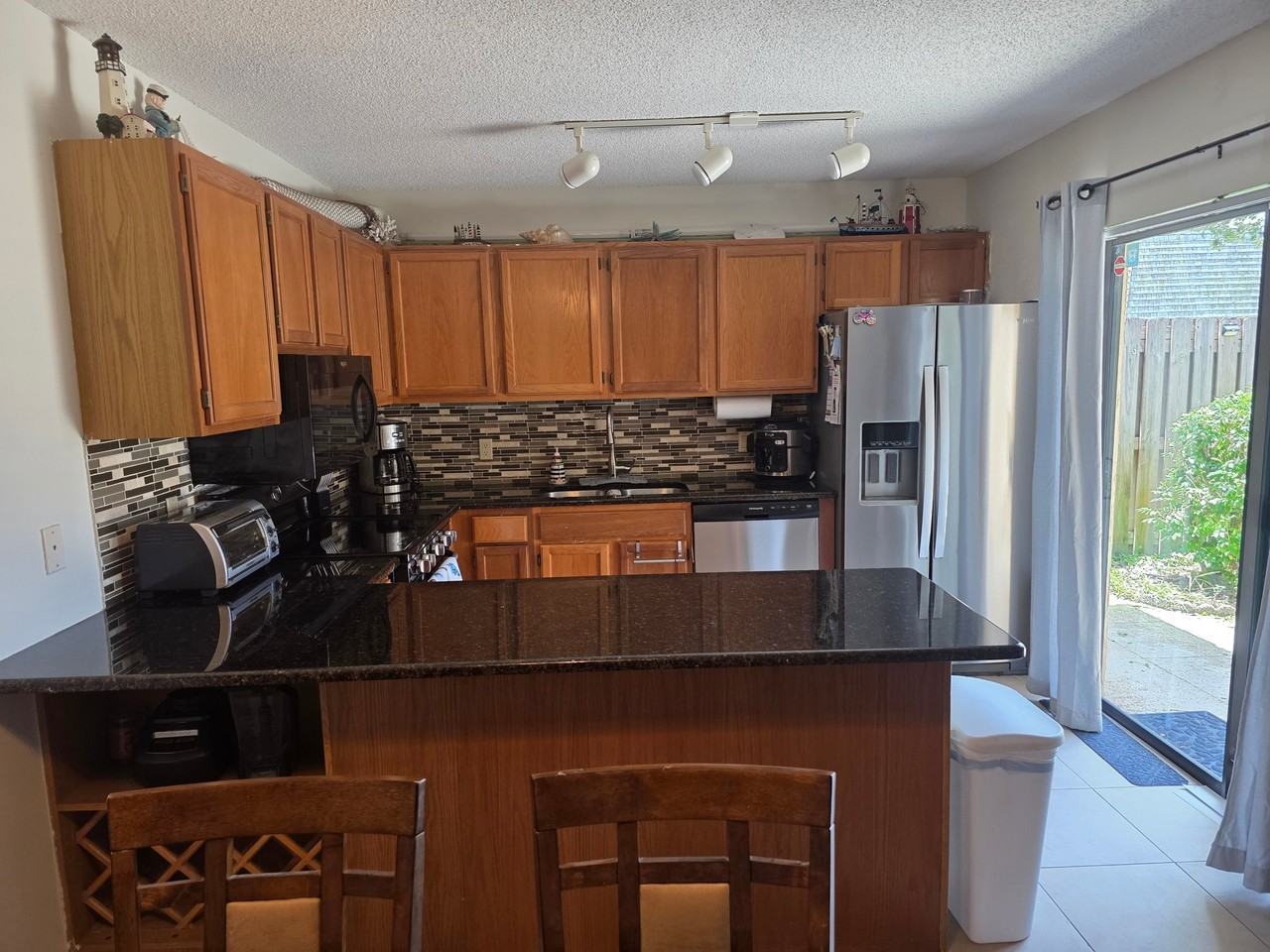 370 E Waverly Pl #3D - Photo 5 of 17