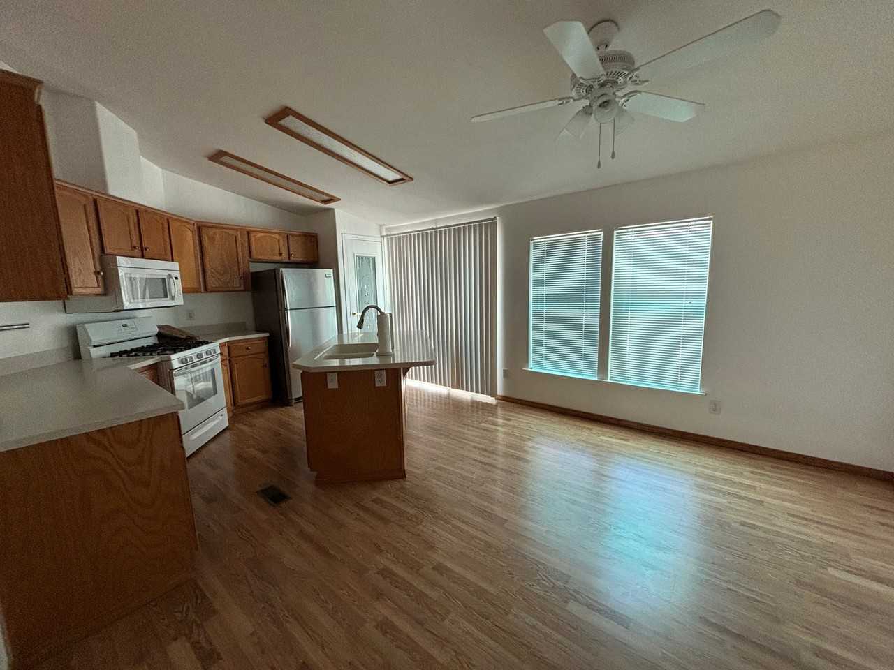28676 Via Playa Del Rey - Photo 3 of 8