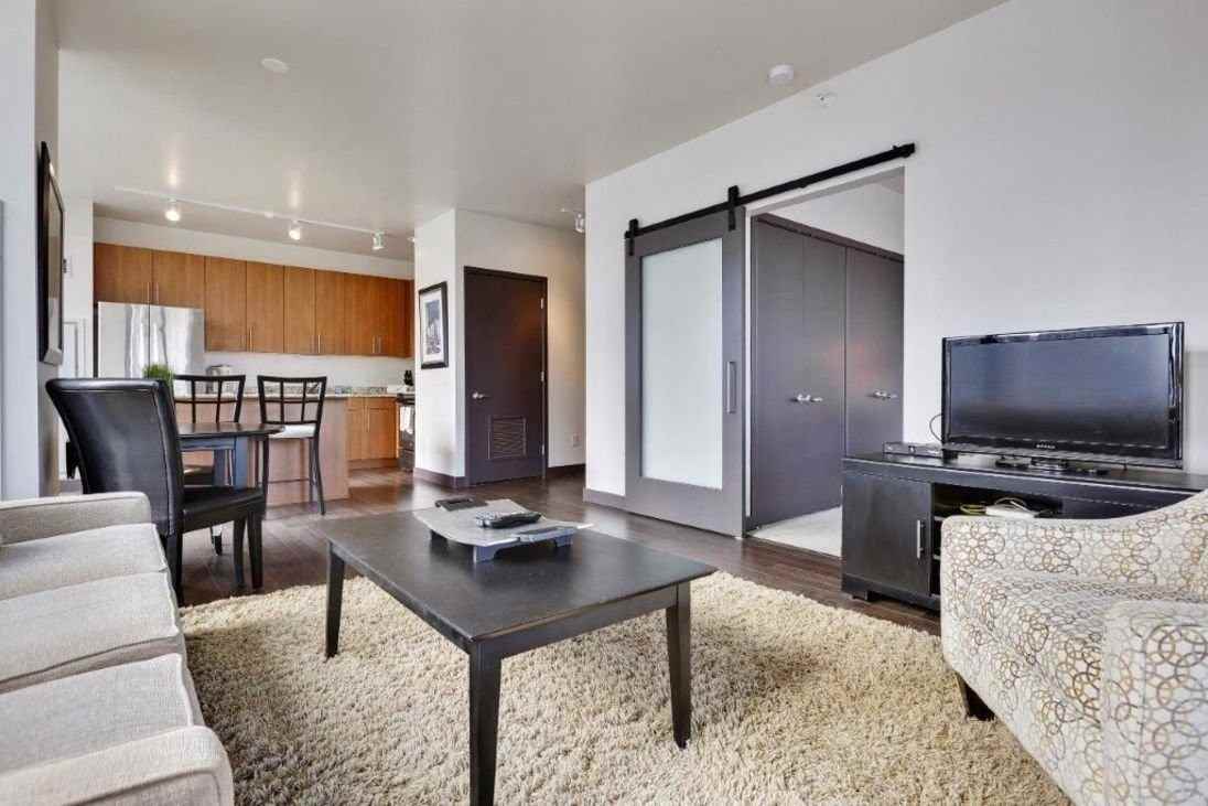 520 N Wabash Ave - Photo 3 of 14