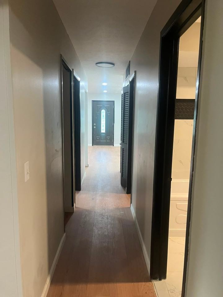 7004 Roe Blvd - Photo 5 of 12
