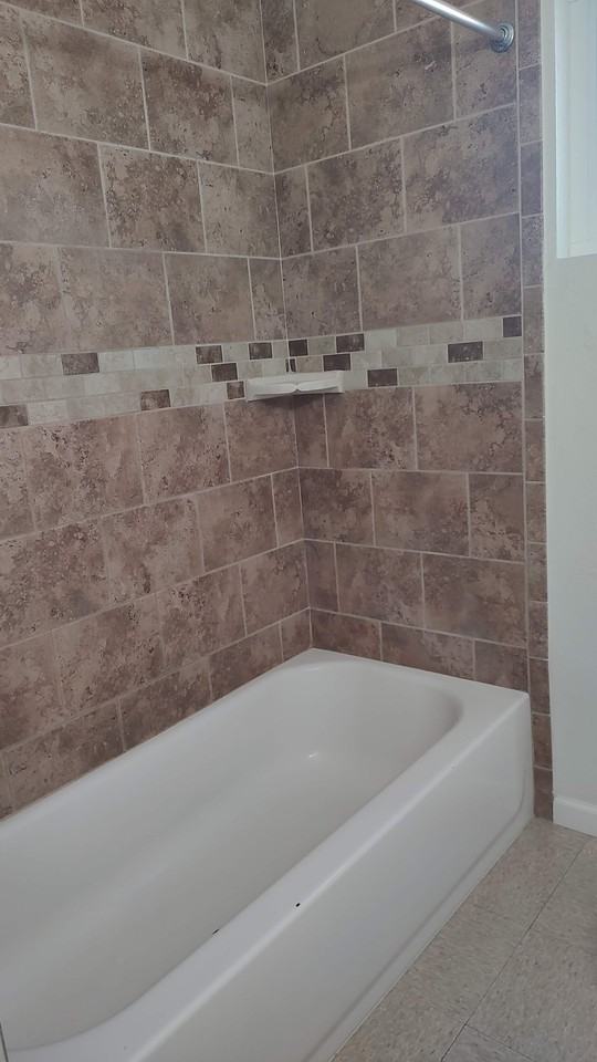 592 N Eucalyptus Ave - Photo 2 of 12