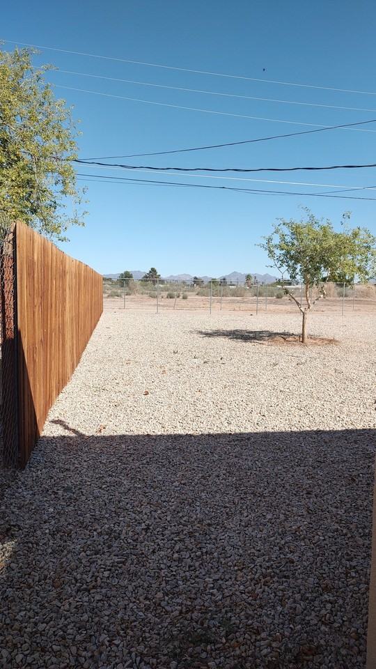 592 N Eucalyptus Ave - Photo 7 of 12