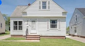 11007 Wallingford Ave - Photo 1 of 1