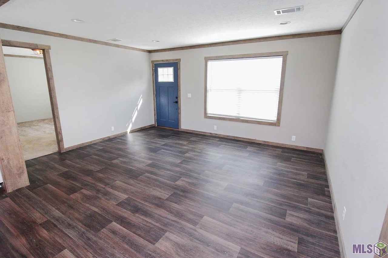 10219 Arnold Rd - Photo 6 of 17