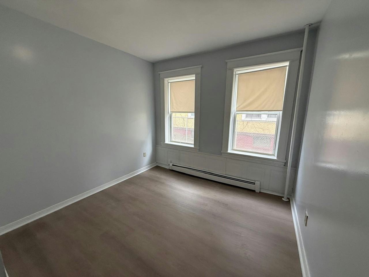116 Fort Pleasant Avenue, Unit 2L - Photo 6 of 9