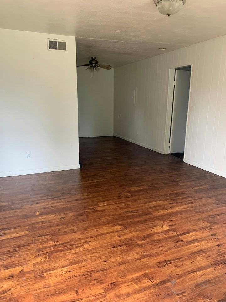 1027 East Villa Marie Street - Photo 4 of 12