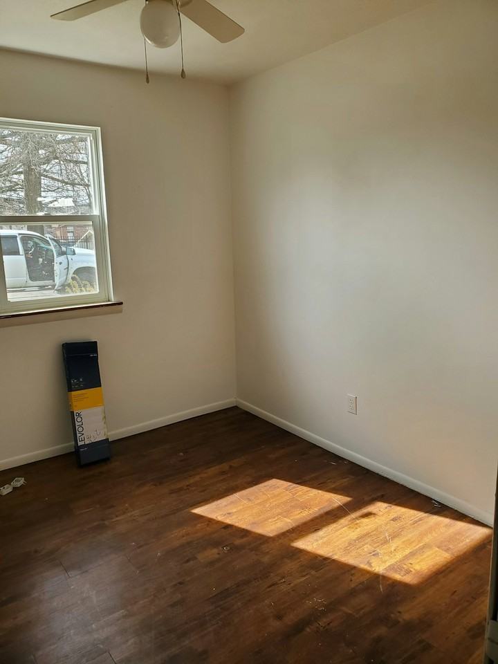 1027 East Villa Marie Street - Photo 7 of 12